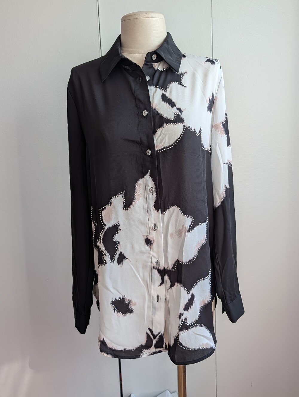 Frank Lyman Design Black and Off-White Shirt
